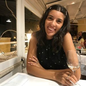 Meet your Posher, Alexandra